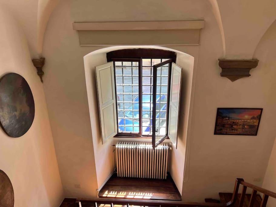 Ponte Vecchio Cozy Oltrarno Apartment Флоренция Экстерьер фото