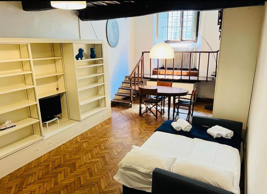 Ponte Vecchio Cozy Oltrarno Apartment Флоренция Экстерьер фото
